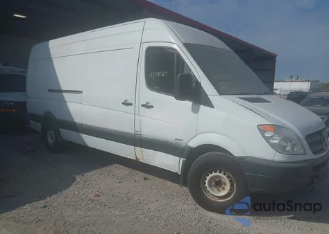 2012 Mercedes-Benz Sprinter 2500 High Roof z USA, uszkodzony, nr VIN WD3PE8CB1C5704155